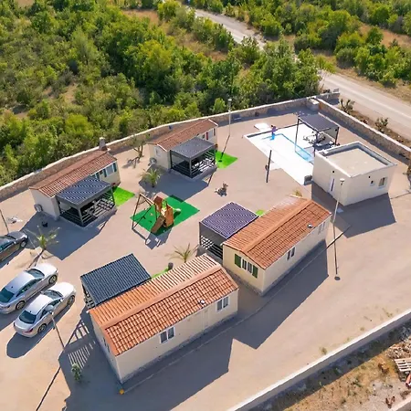 Auto-kamp Dvije Suze 2