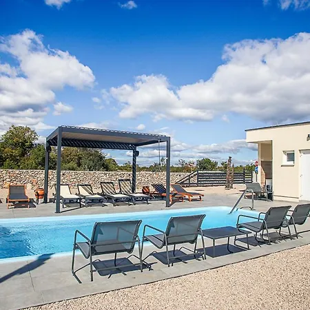 Auto-kamp Dvije Suze 2