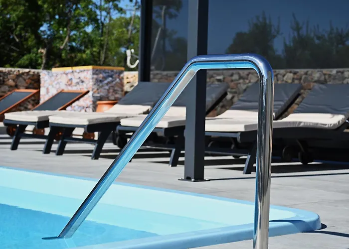 Auto-kamp Dvije Suze 2 * Bristane